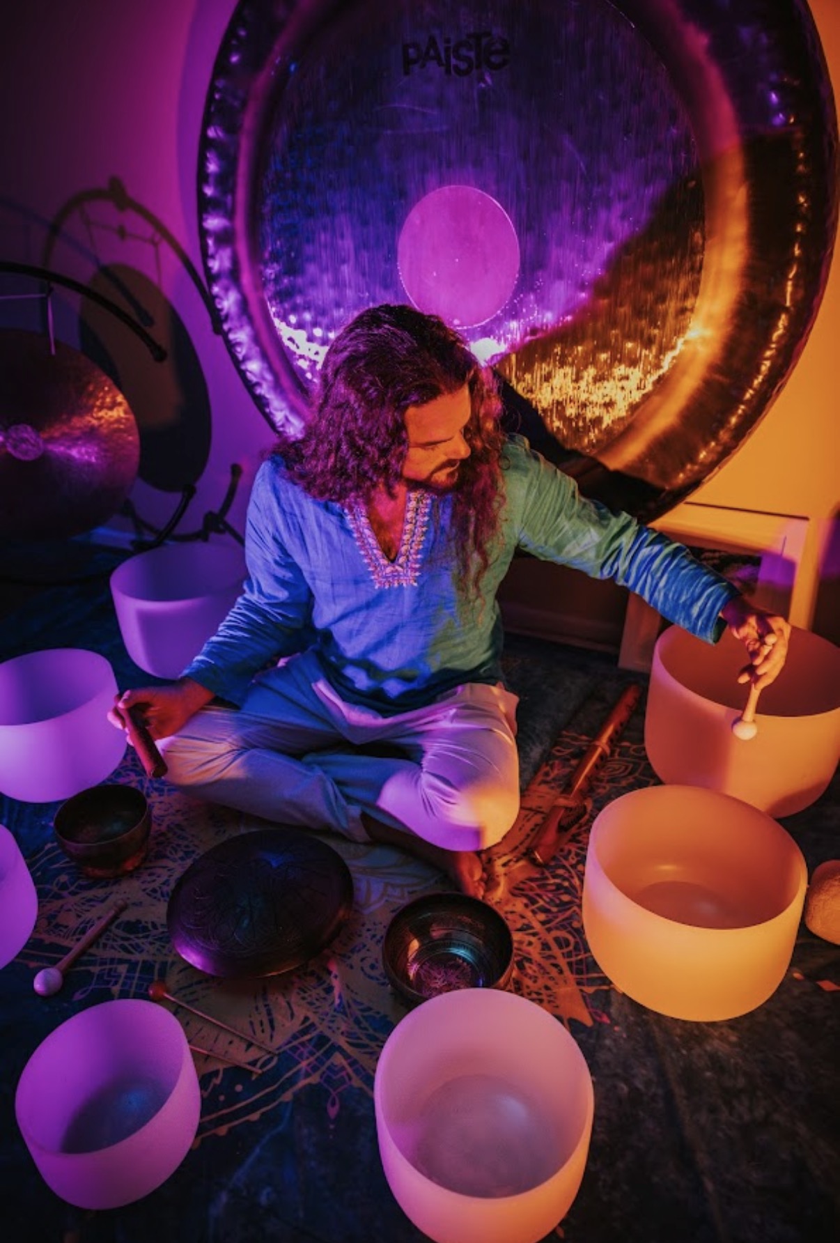 Crystal bowl and gong sound healing